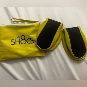 Foldable ballet flats